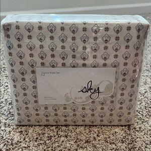 Sky Zophia Full Sheet Set